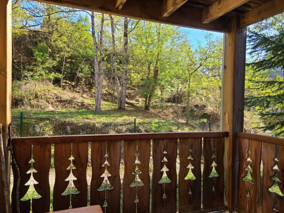 Grand Studio A La Montagne Ax-les-Thermes Bagian luar foto